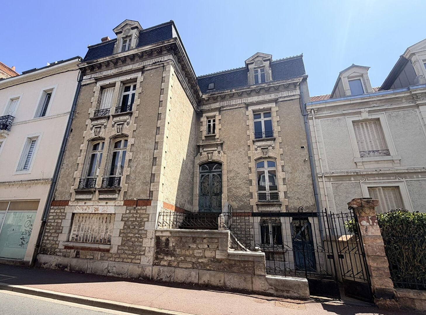 Agence immobilière de 
 Stéphane Plaza Immobilier Montlucon - Stéphane Plaza Immobilier Montluçon 
