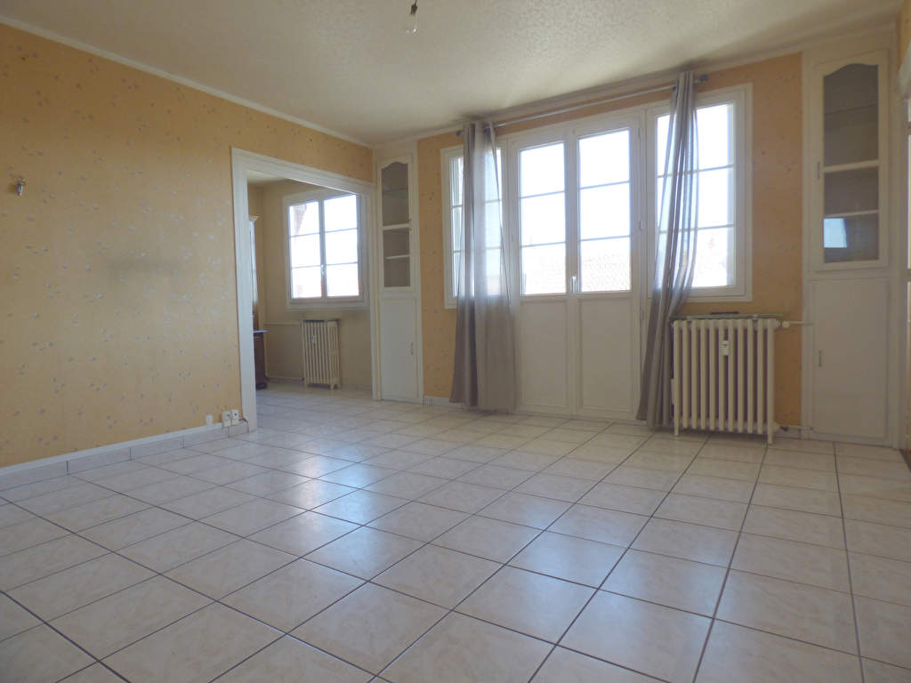 Agence immobilière de 
 Stéphane Plaza Immobilier Montlucon - Stéphane Plaza Immobilier Montluçon 
