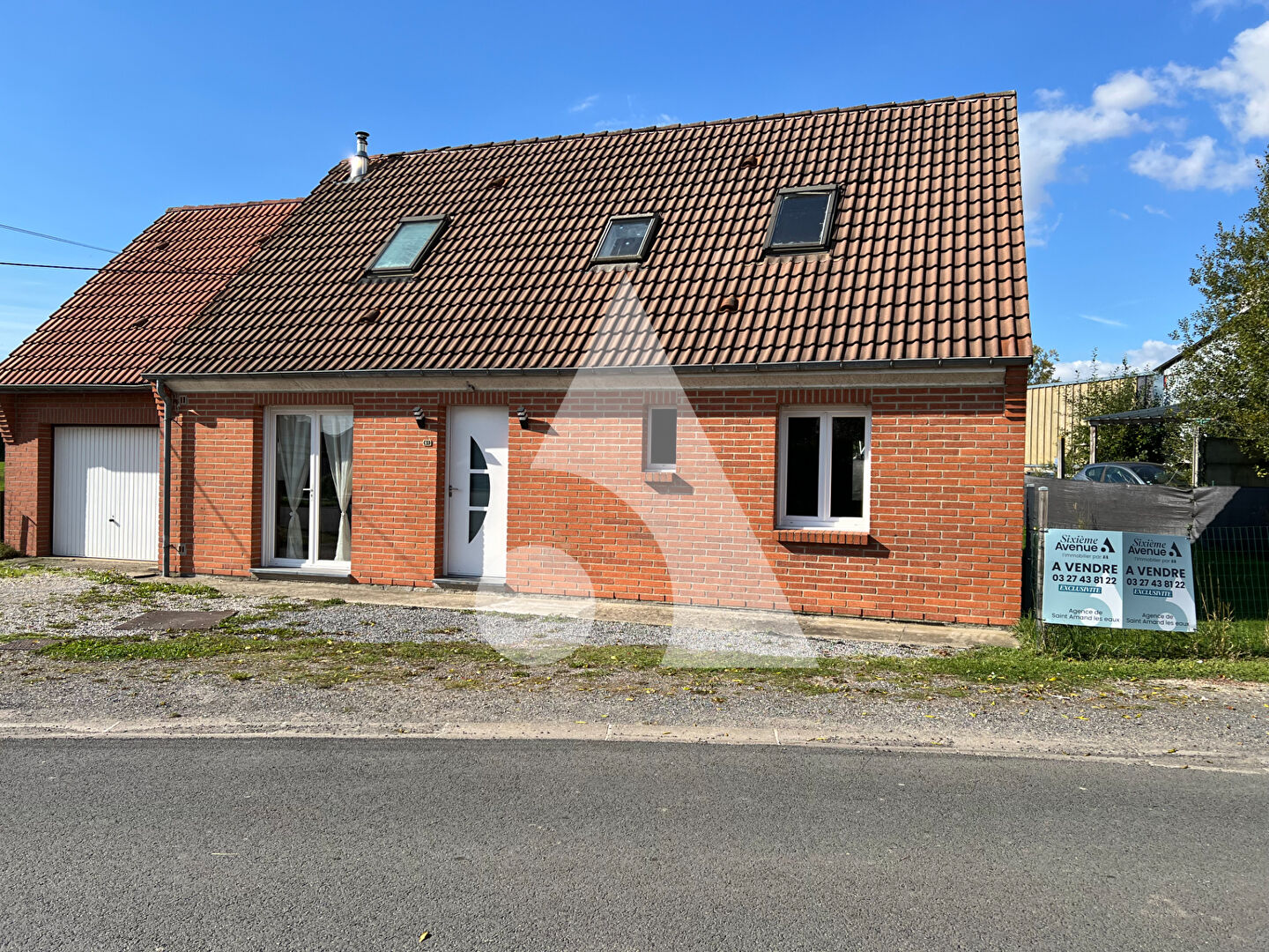 Pavillon individuel 7 pièces avec garage