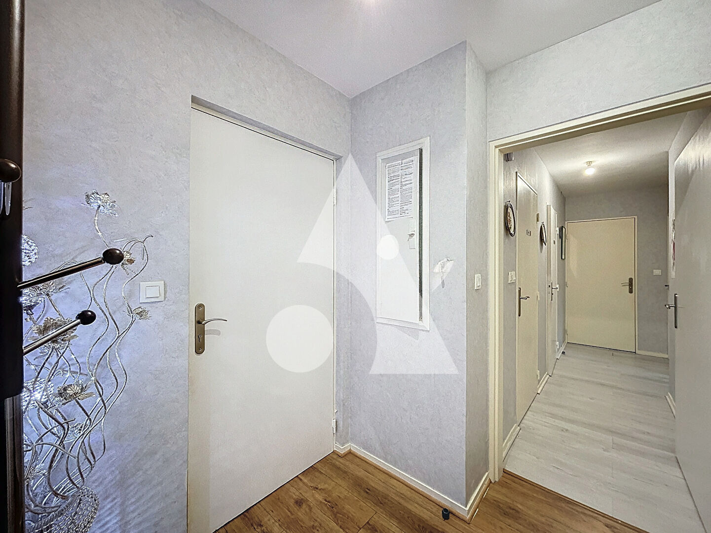 Photo T3  de 69m2 avec stationnement privé Secteur Rhonelle image 3/6