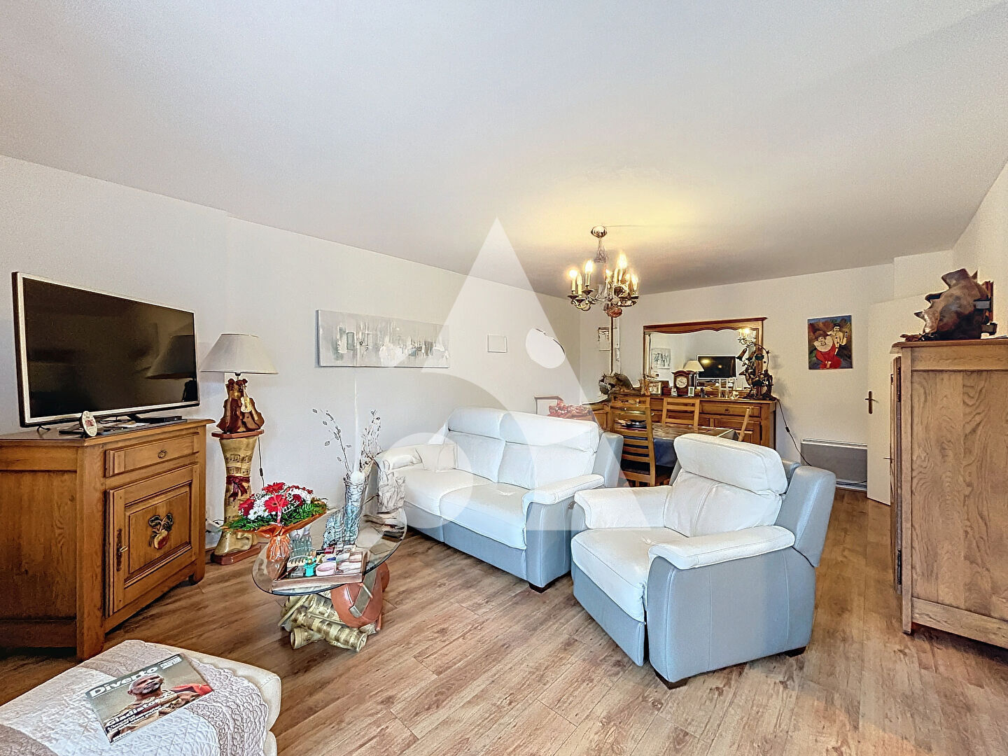 Photo T3  de 69m2 avec stationnement privé Secteur Rhonelle image 5/6