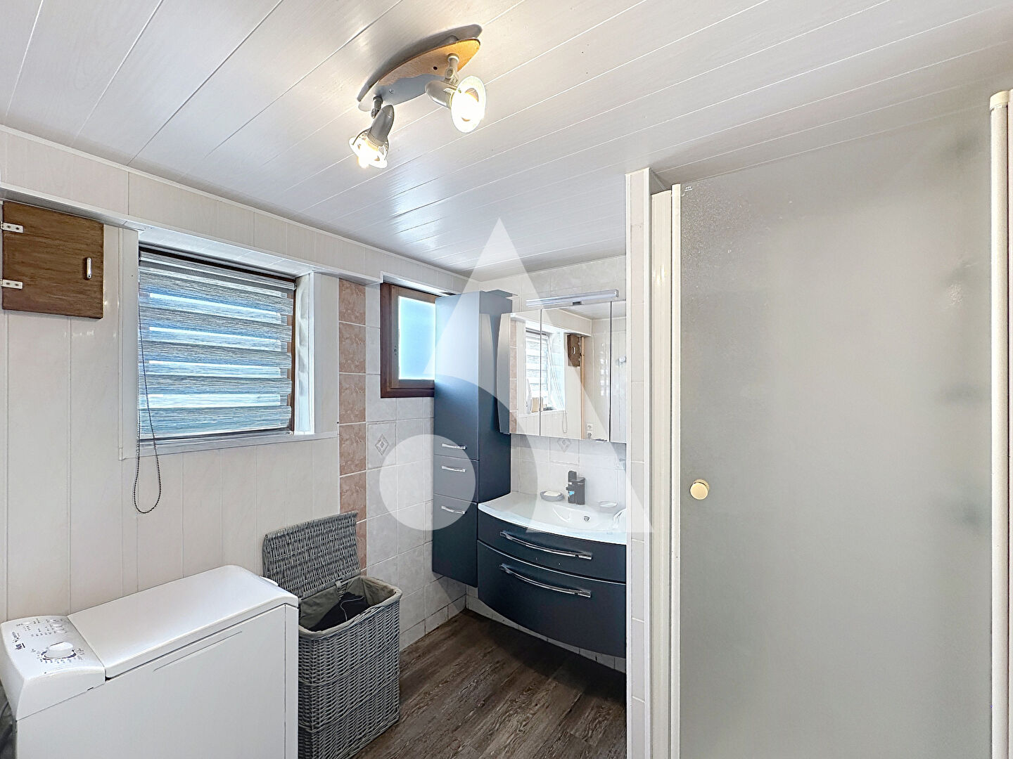 Photo Maison semi-individuelle 4 chambres, Garage image 4/6