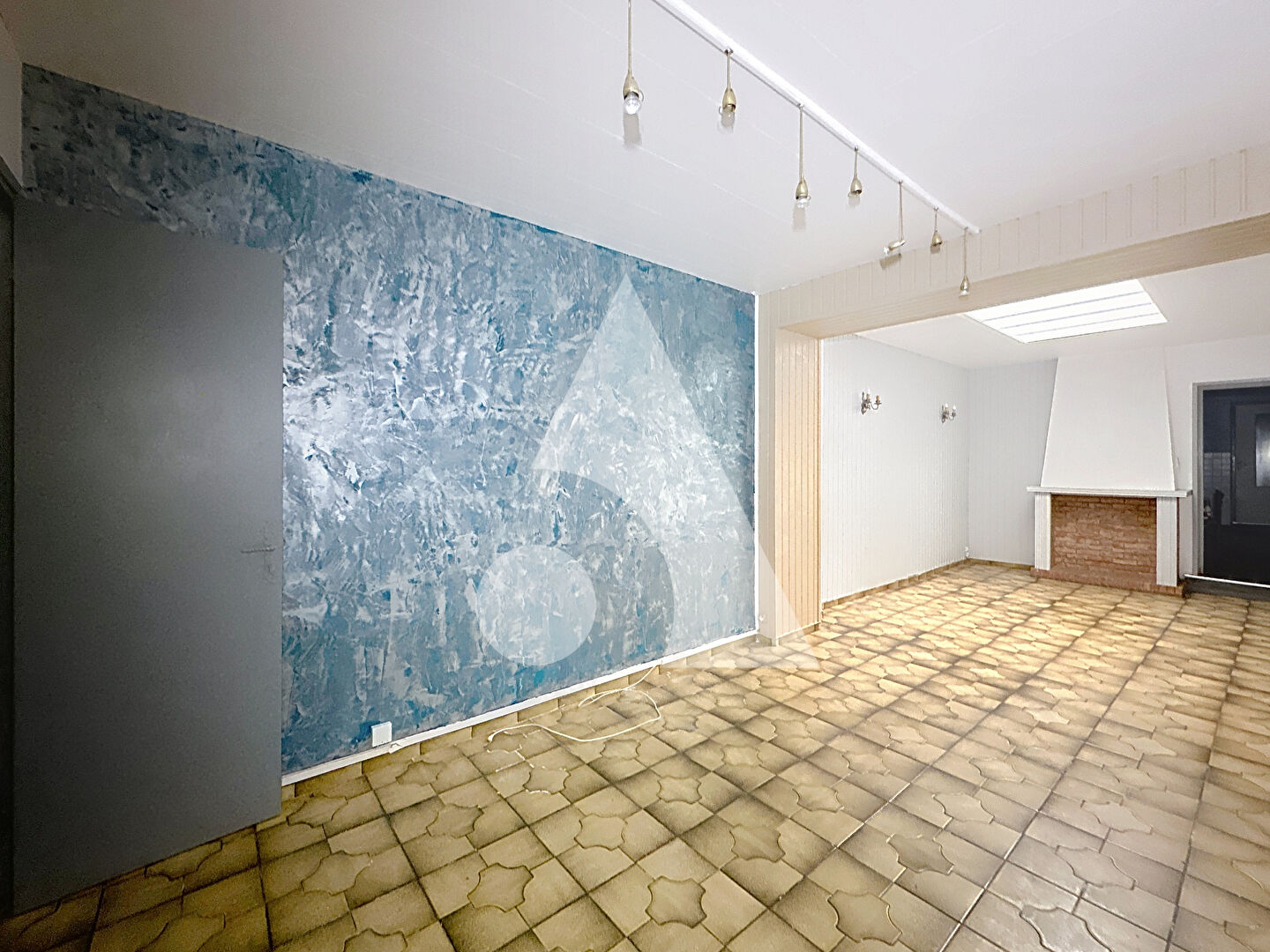 Photo Coup de coeur en centre ville 2 maisons avec local commercial image 4/6