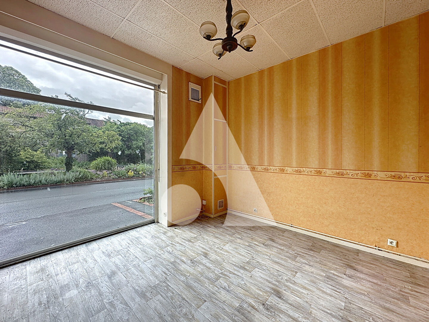 Photo Coup de coeur en centre ville 2 maisons avec local commercial image 5/6