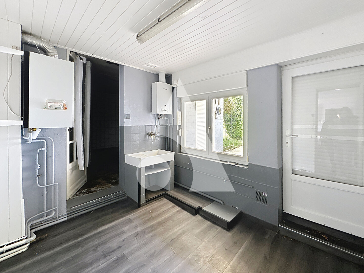 Photo Coup de coeur en centre ville 2 maisons avec local commercial image 6/6