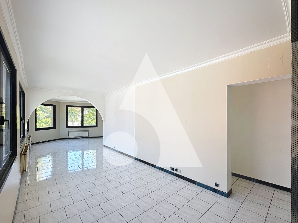 Photo Appartement centre ville Valenciennes 150m2 image 4/6