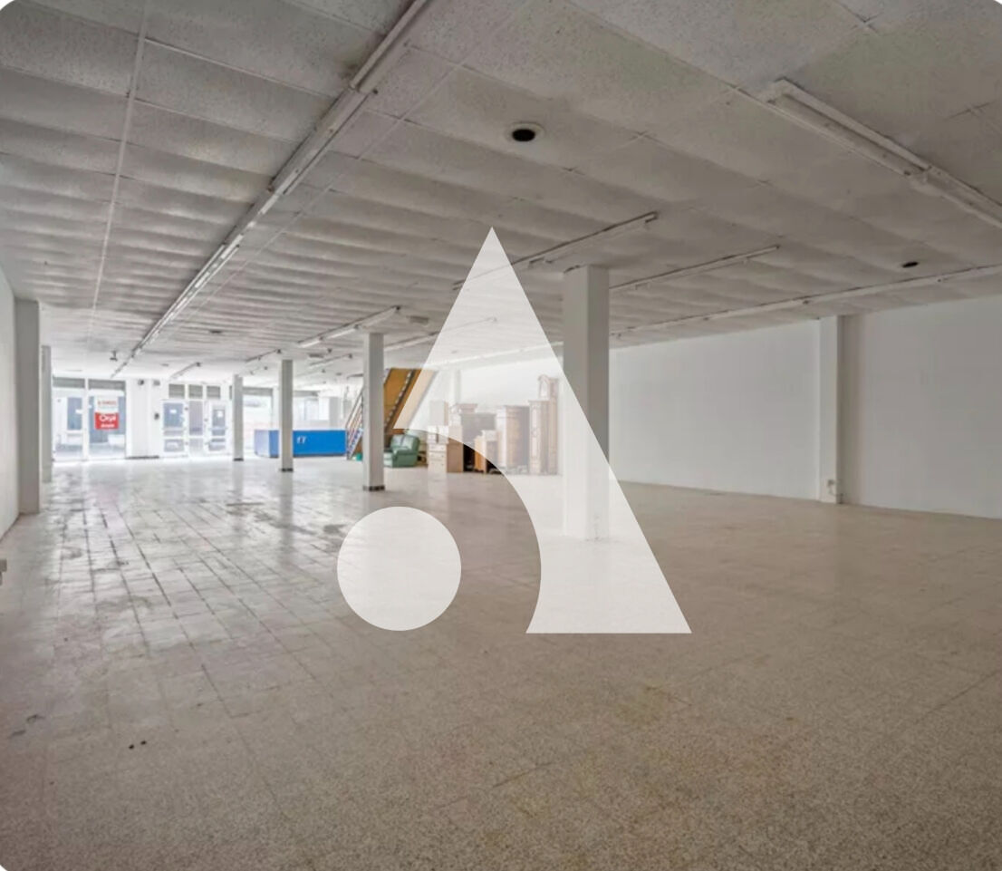 Local commercial à fort potentiel Vieu Condé 594 m²