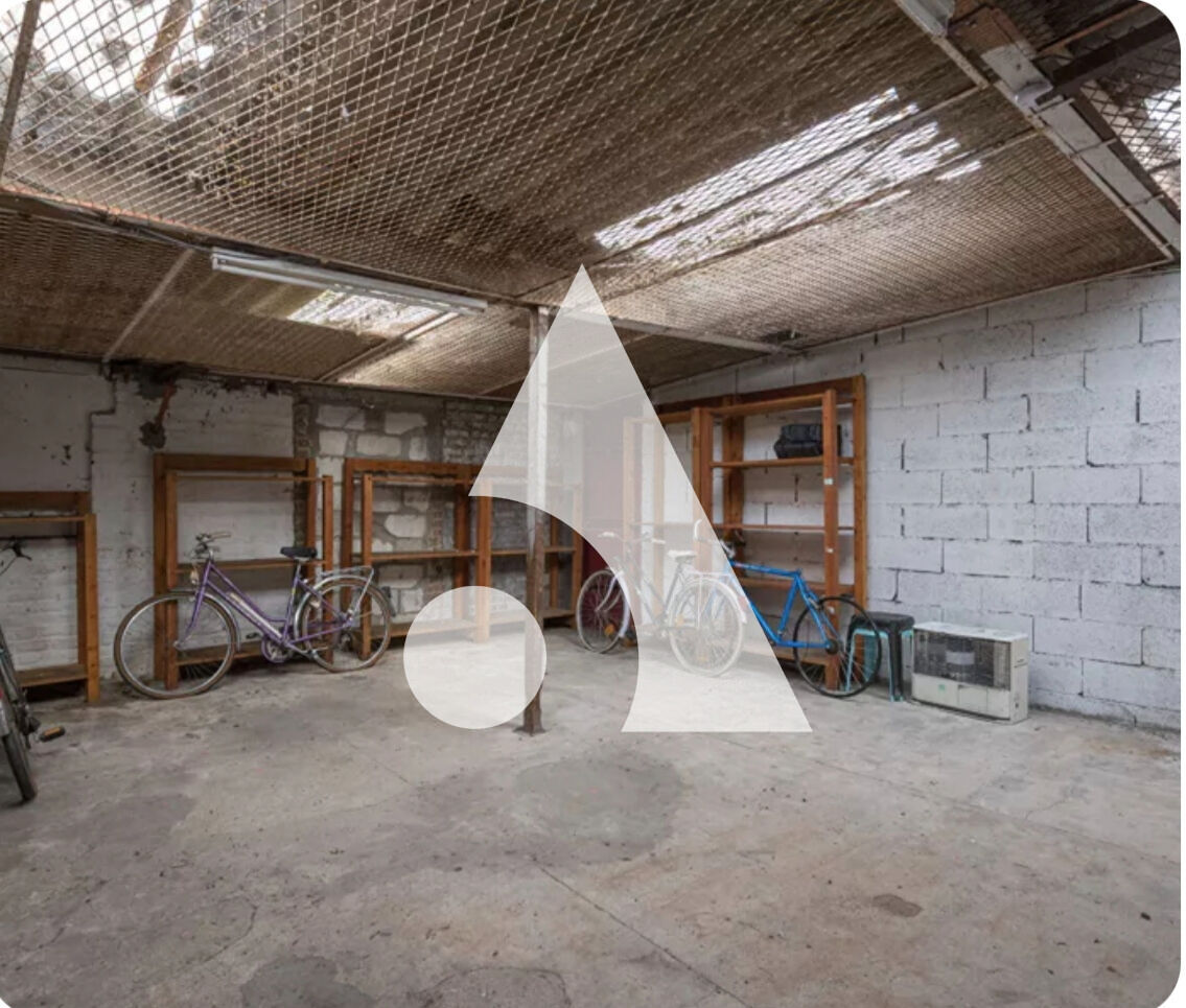 Photo Local commercial à fort potentiel Vieu Condé 594 m² image 3/4