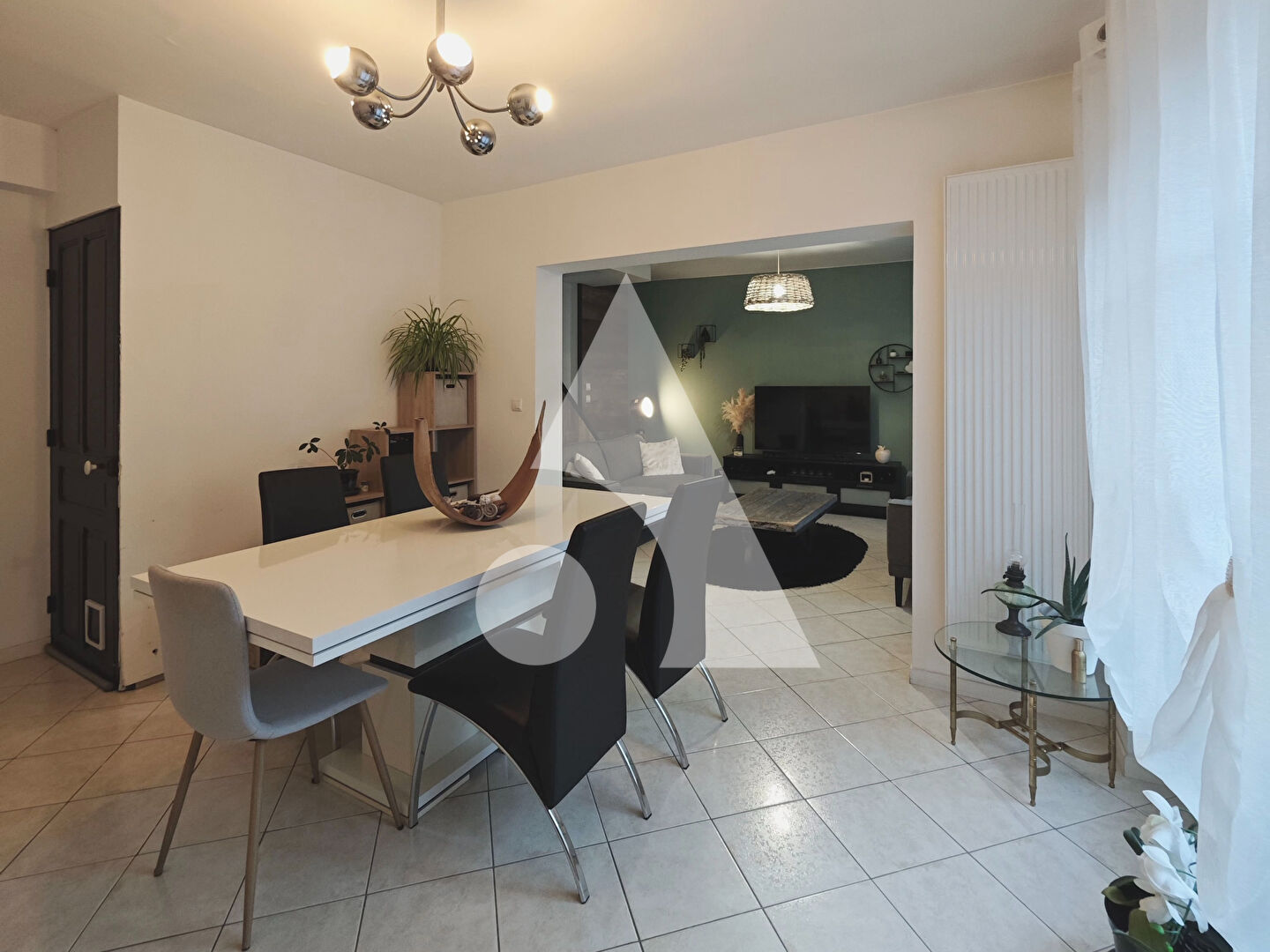 Photo Maison 3 chambres 106 m2 Artres image 3/6