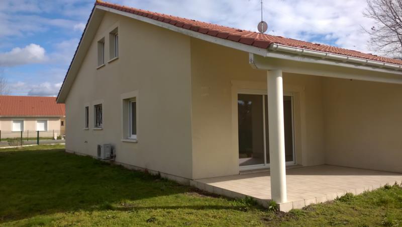 À louer, maison d'environ 110 m², 5 pièces à Bias (40170).