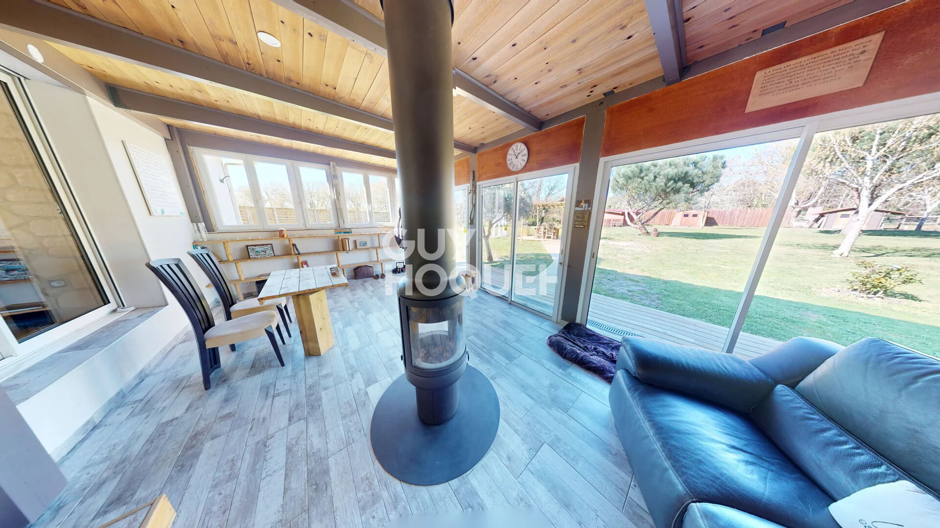 Maison contemporaine F4 d'environ 144m² à BOOS / RION DES LANDES (40370 )