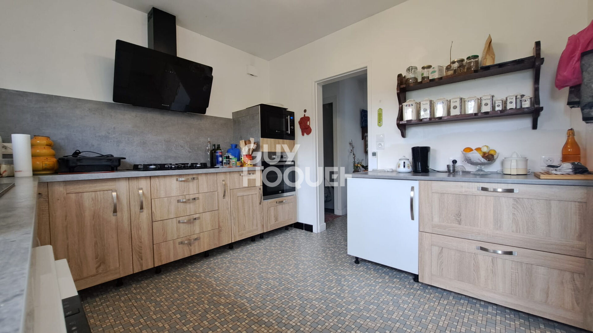 Maison d'environ 140 m² à Rion Des Landes (40370)