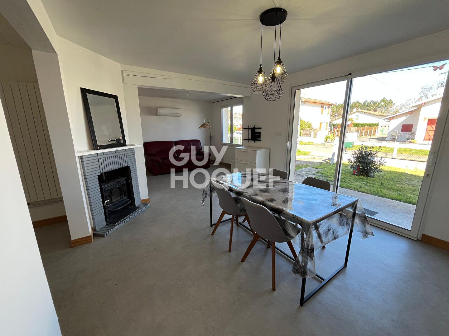 A vendre  : Maison Morcenx ( 40110) - 5 pièce(s)  d'environ160 m2