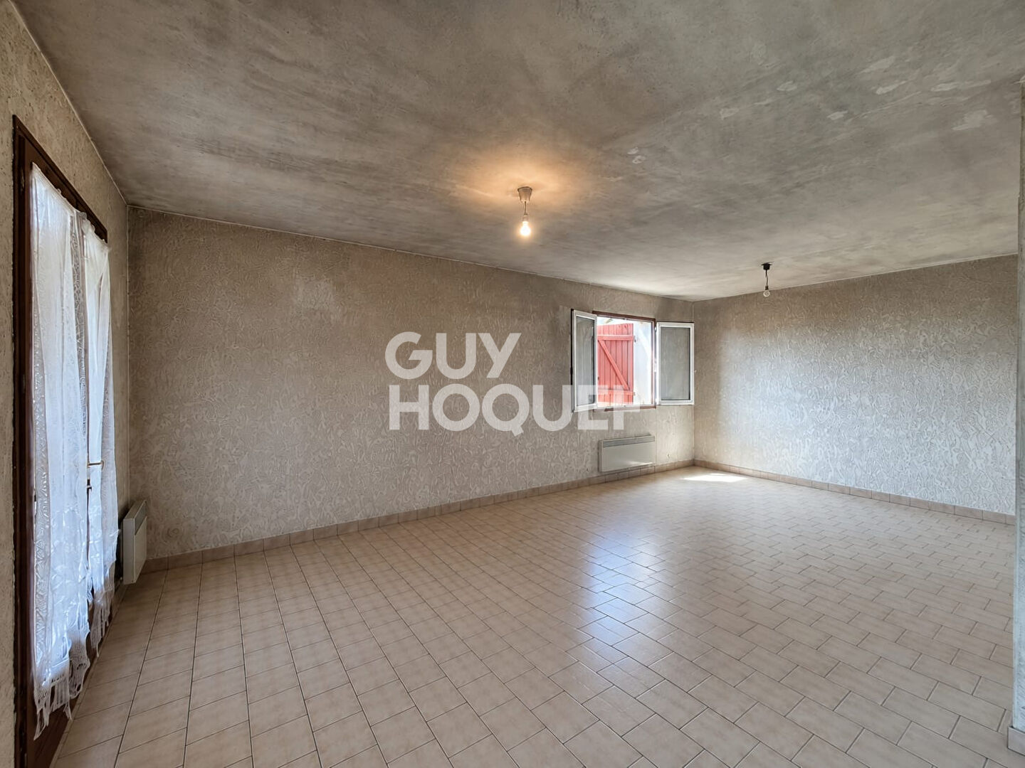Rion-des-Landes, Maison de plain-pied avec garage et jardin. Beau potentiel