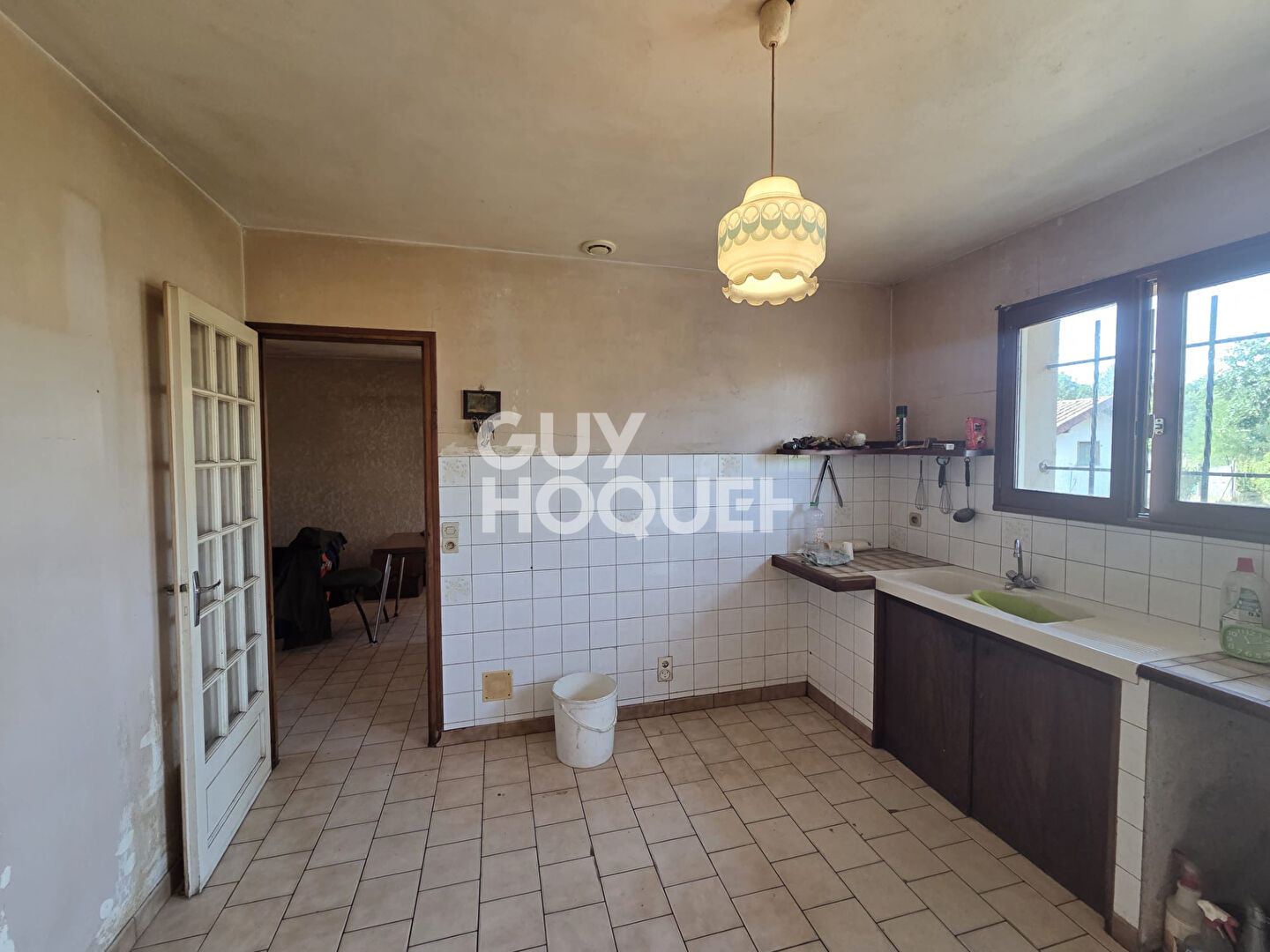 Rion-des-Landes, Maison de plain-pied avec garage et jardin. Beau potentiel