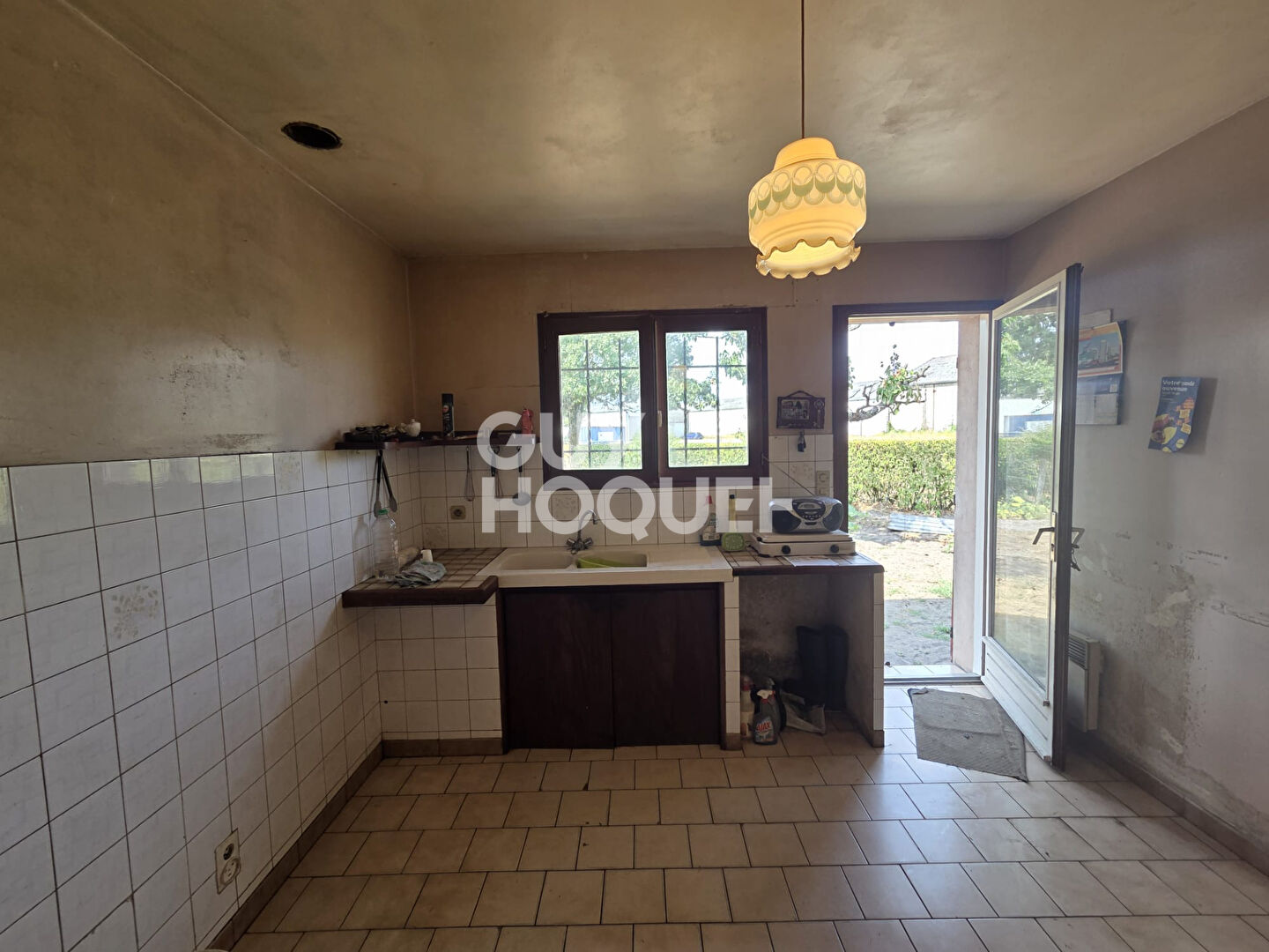 Rion-des-Landes, Maison de plain-pied avec garage et jardin. Beau potentiel