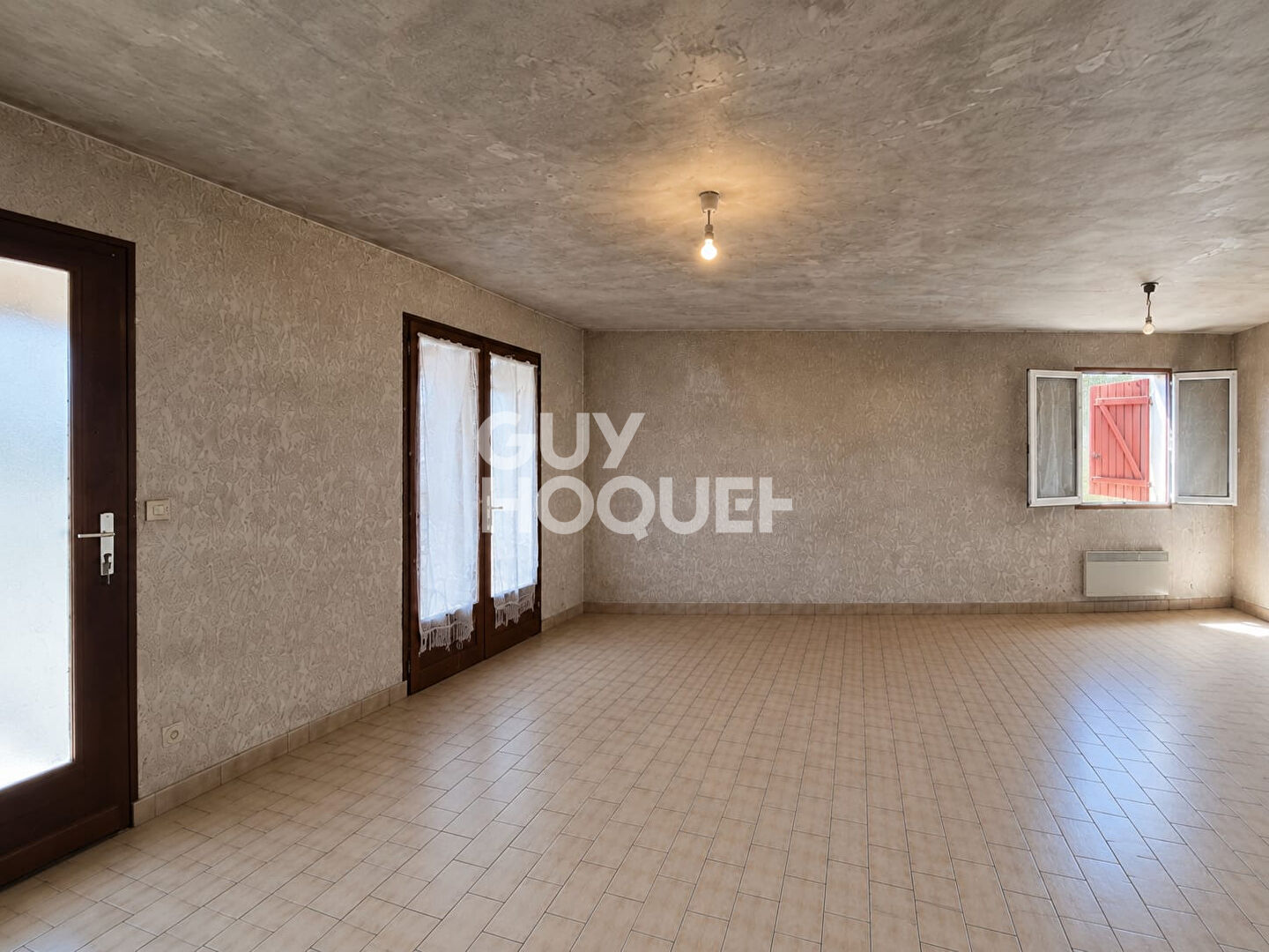 Rion-des-Landes, Maison de plain-pied avec garage et jardin. Beau potentiel