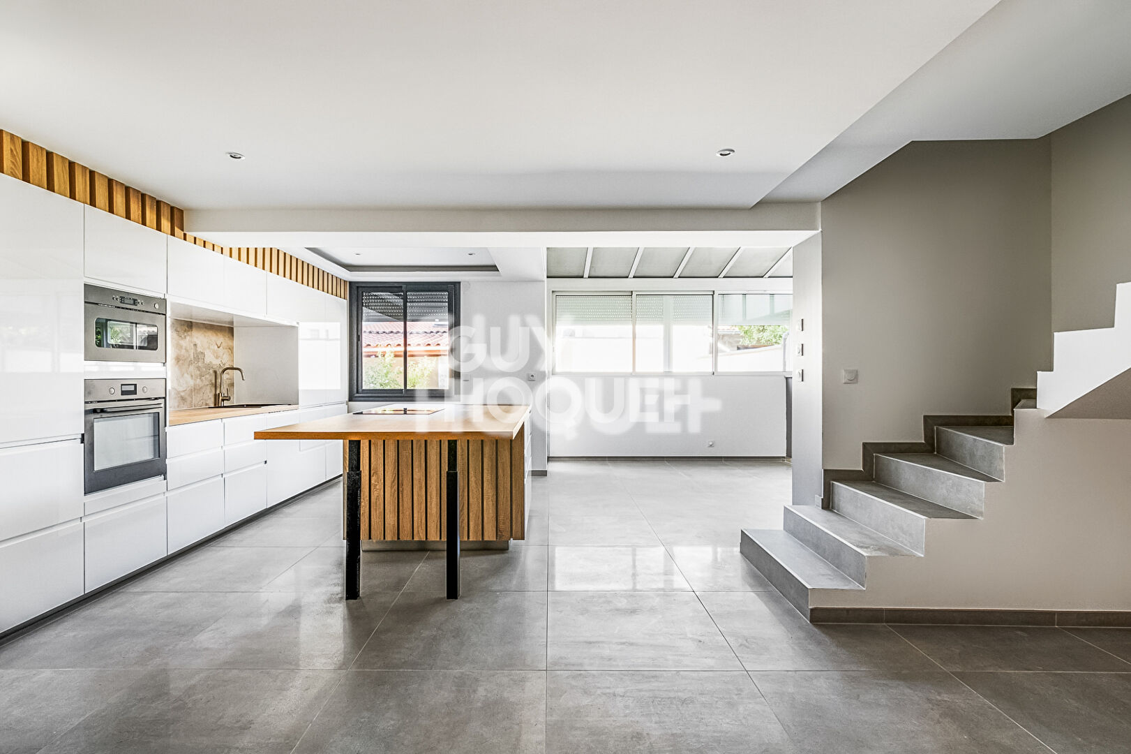MAISON RARE A LA VENTE - VILLEURBANNE