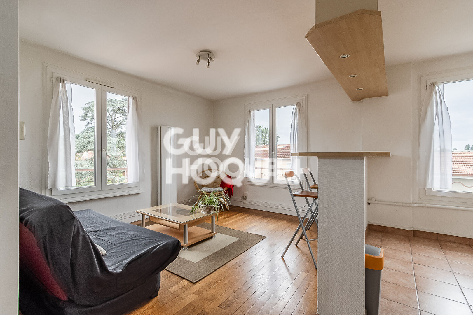 Appartement Bron 2 pièce(s) 48 m2 au dernier étage