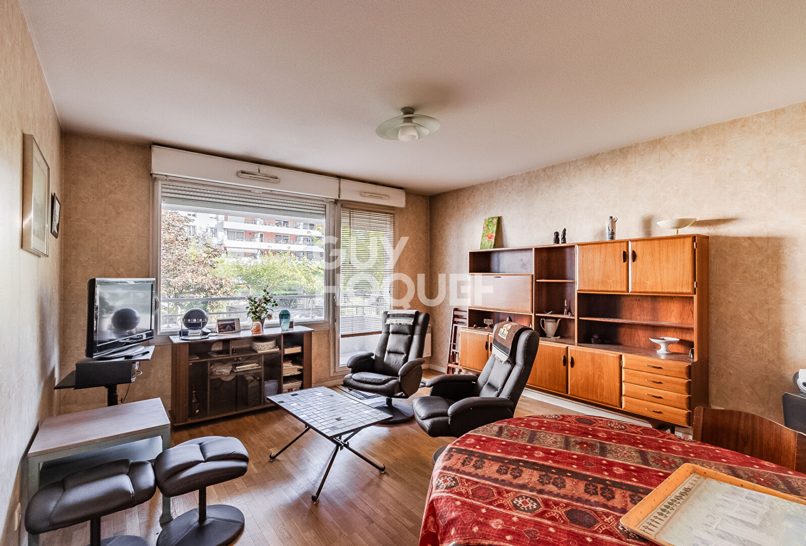 APPARTEMENT 2 PIECES 37 m² GRATTE-CIEL PARC DU CENTRE - BALCON SUR COUR INTERIEURE