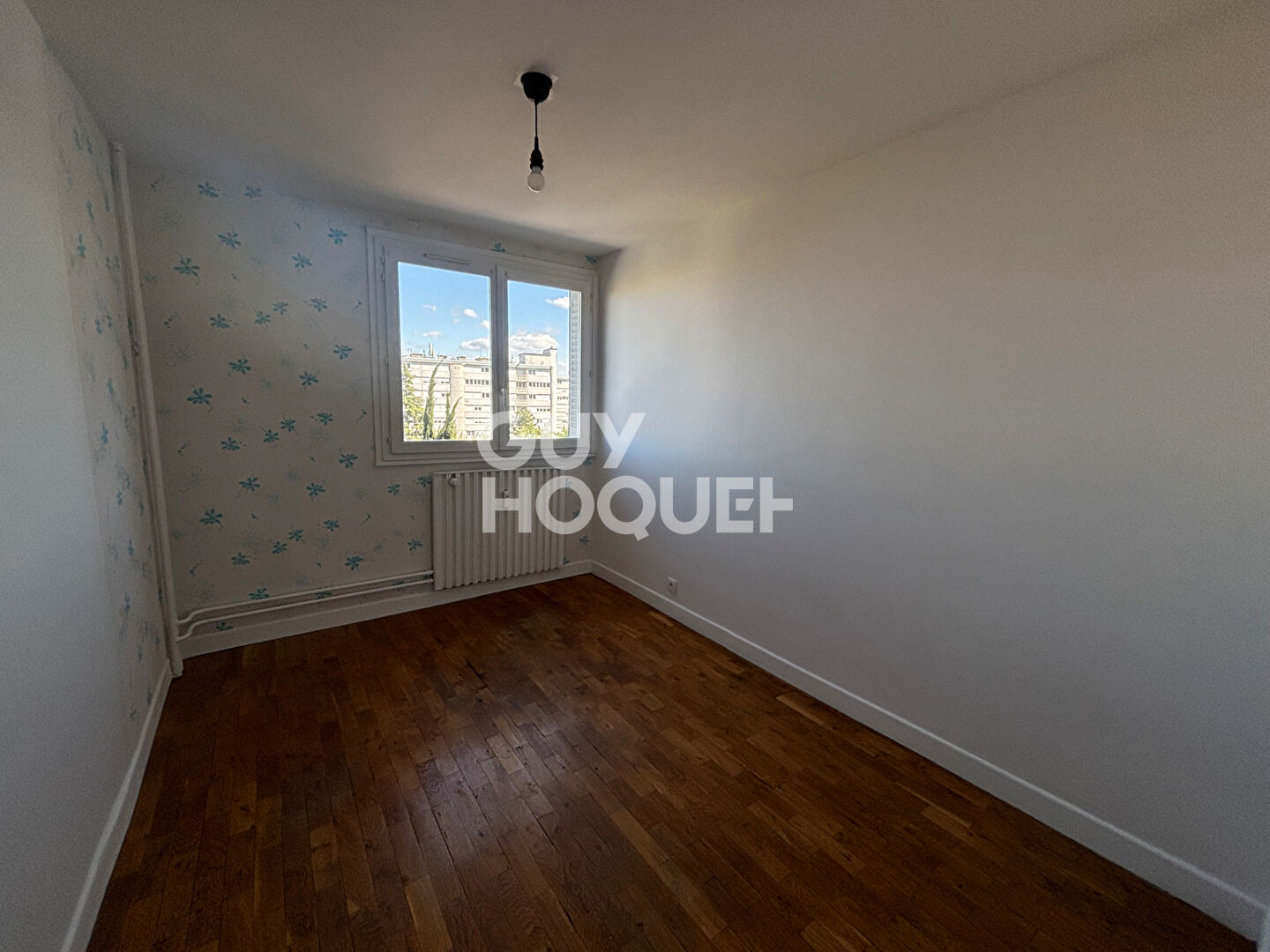 À vendre : Appartement 4 pièces à BRON dans une copropriété arboré - 190 000  Idéal investissement