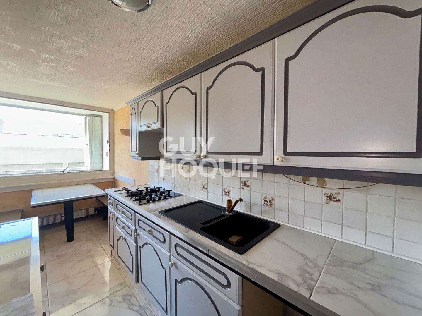 À vendre : Appartement spacieux de 79 m²  avec garage à Villeurbanne - Opportunité à saisir !