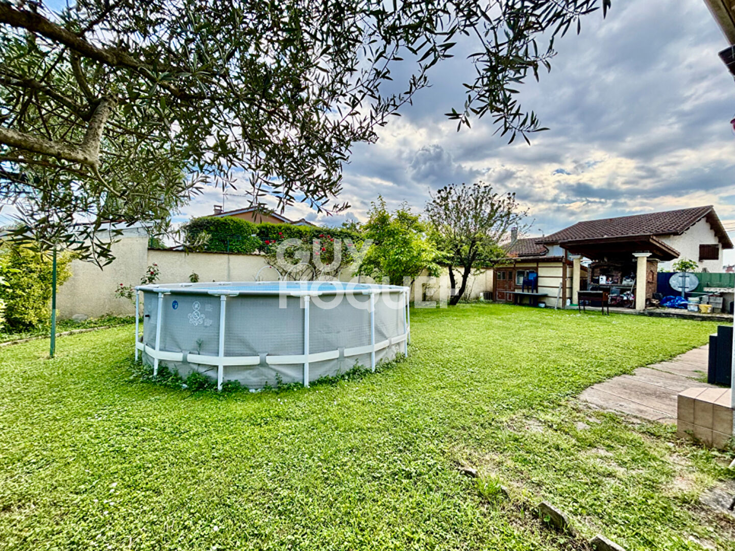 Maison à vendre à Vaulx-en-Velin - 5 pièces, 4 chambres