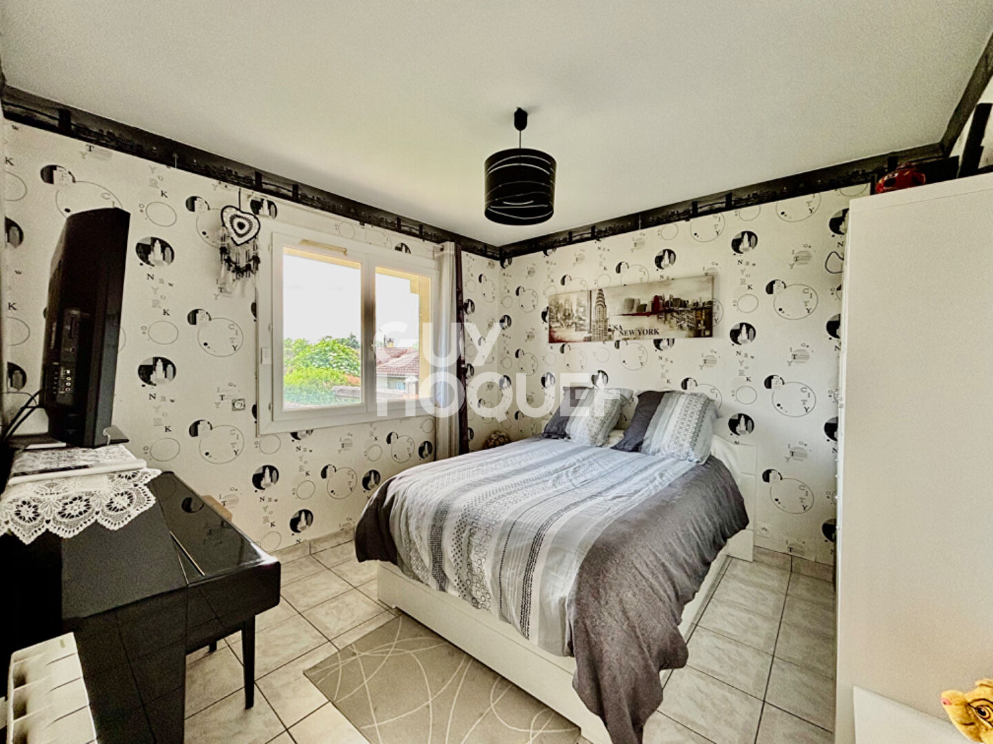 Maison à vendre à Vaulx-en-Velin - 5 pièces, 4 chambres