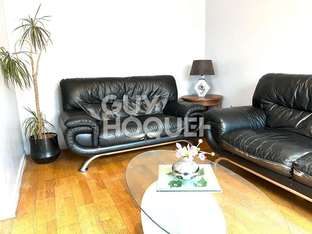 VILLEURBANNE, QUARTIER GRATTE CIEL - T4 / T5 familial