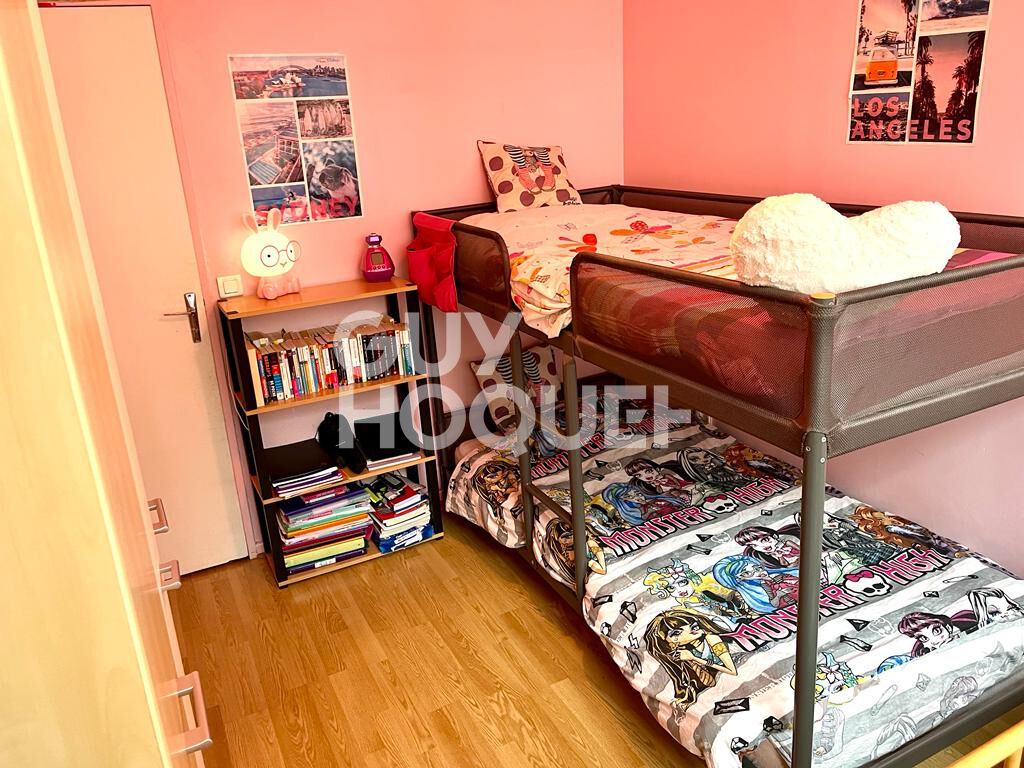 VILLEURBANNE, QUARTIER GRATTE CIEL - T4 / T5 familial