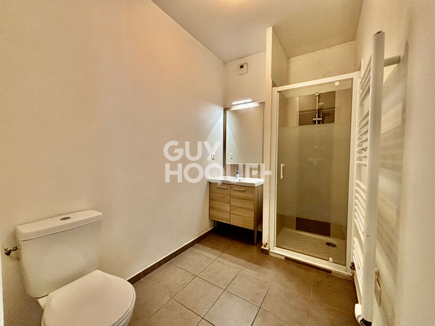 Appartement T1 bis à Vaulx-en-Velin - Référence 6193