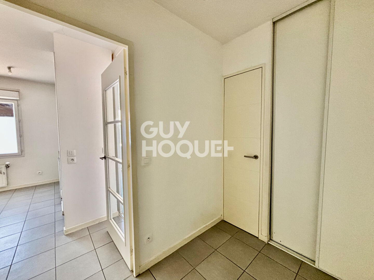 Appartement T1 bis à Vaulx-en-Velin - Référence 6193