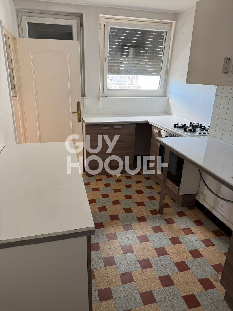 À louer T2 Dernier Étage avec Grande Terrasse  Centre Gratte-Ciel (Villeurbanne)  avec vue exceptionelle