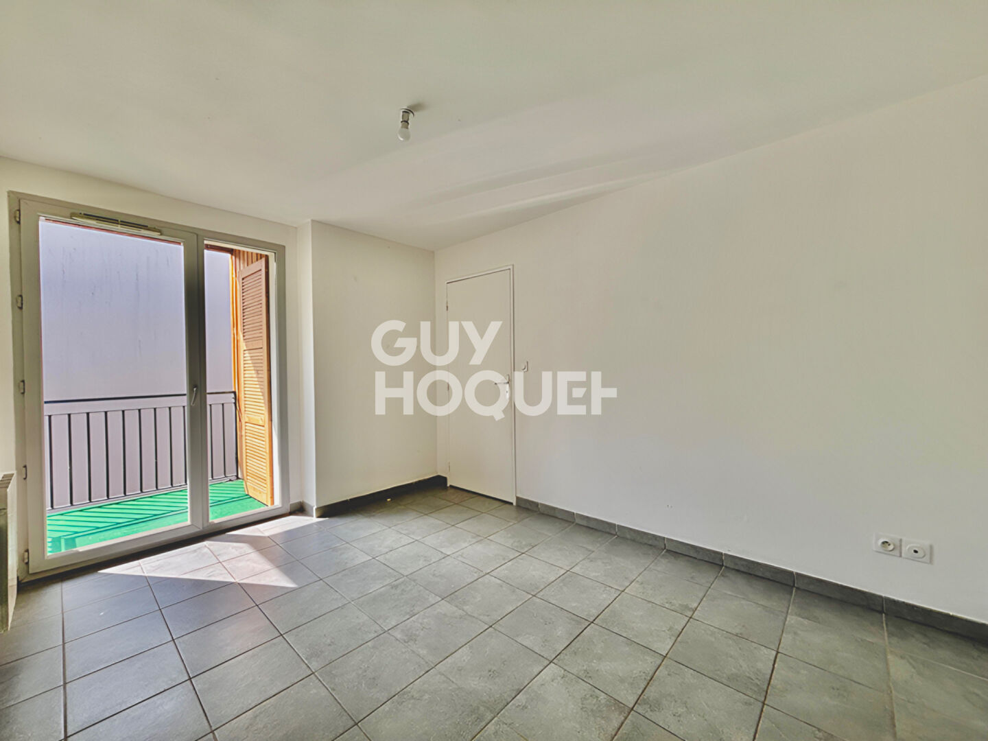 Maison T5 moderne à vendre à Vaulx-en-Velin Village