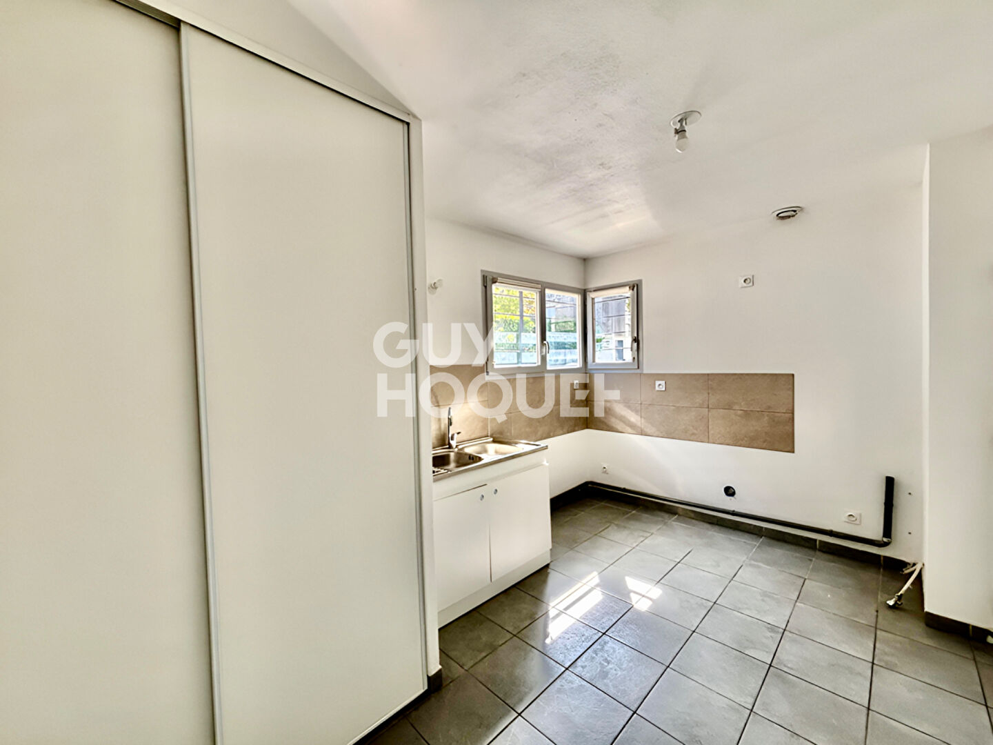 Maison T5 moderne à vendre à Vaulx-en-Velin Village