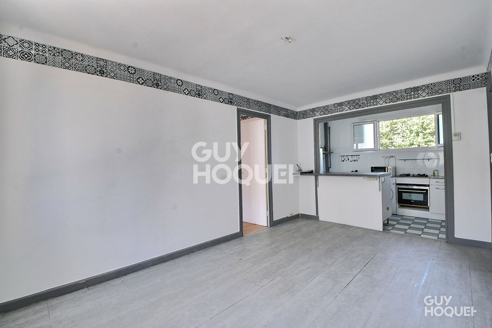Visite virtuelle- Appartement traversant T3 de 53 m² avec parking privatif - Villeurbanne (69100)