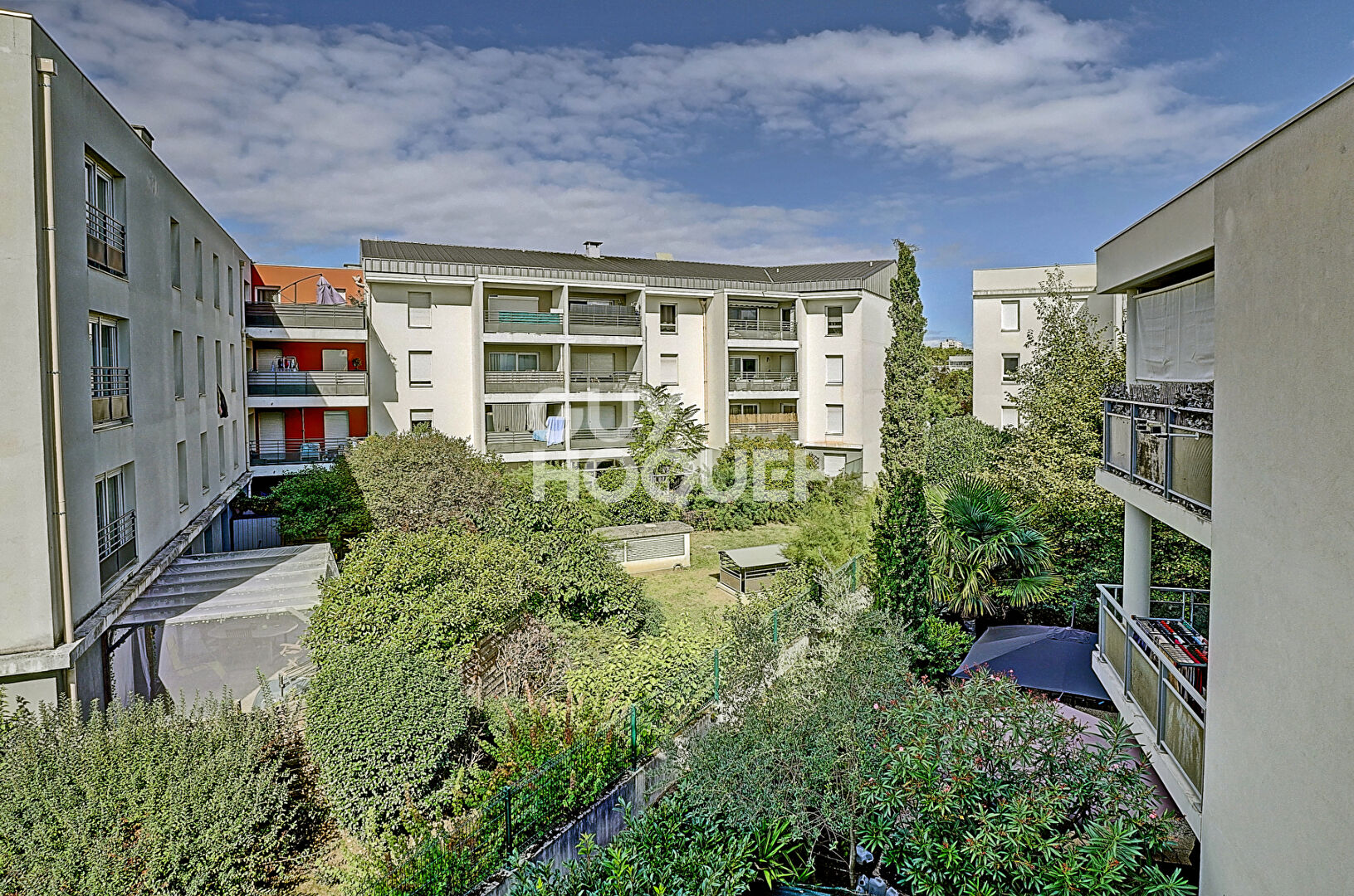 À vendre : Appartement 3 pièces avec BALCON ET GARAGE DOUBLE