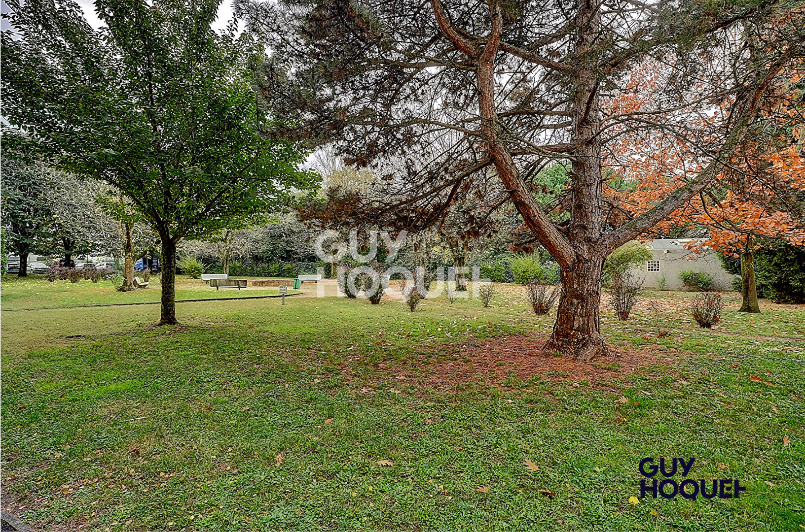 À vendre : Appartement spacieux 5 pièces au dernière étage à Villeurbanne, quartier Léon Blum