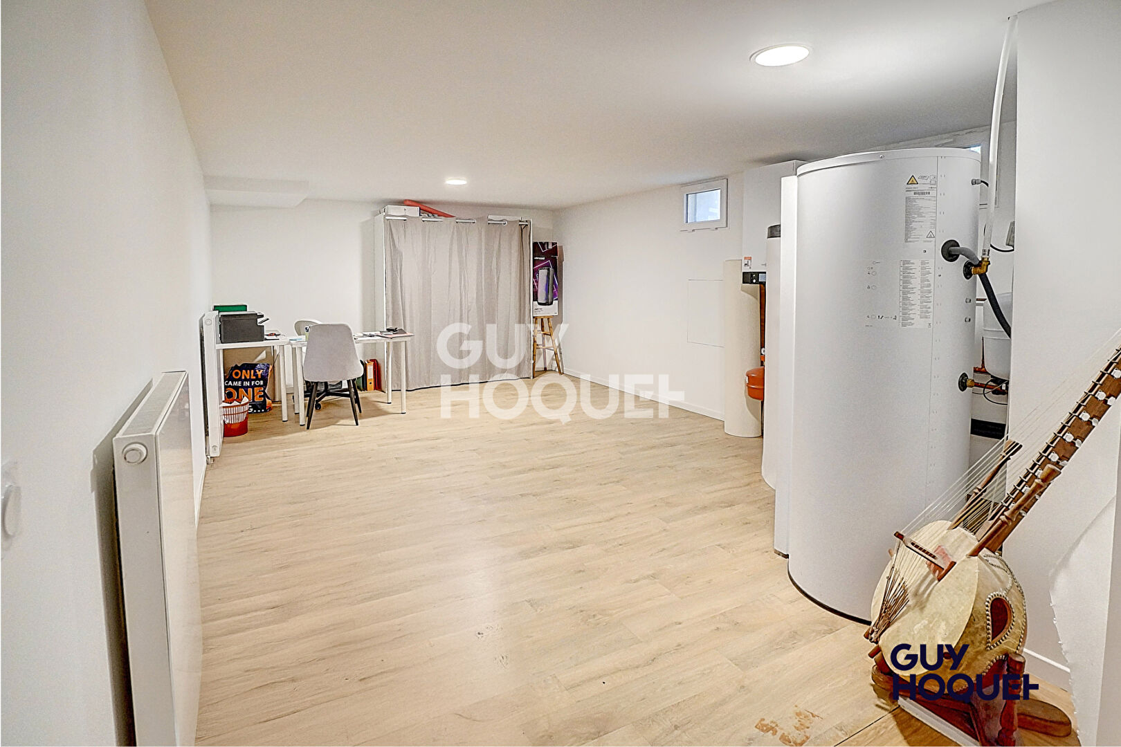 MAISON ENTIEREMENT RENOVEE AVEC JARDIN - AUCUNE MITOYENNETE