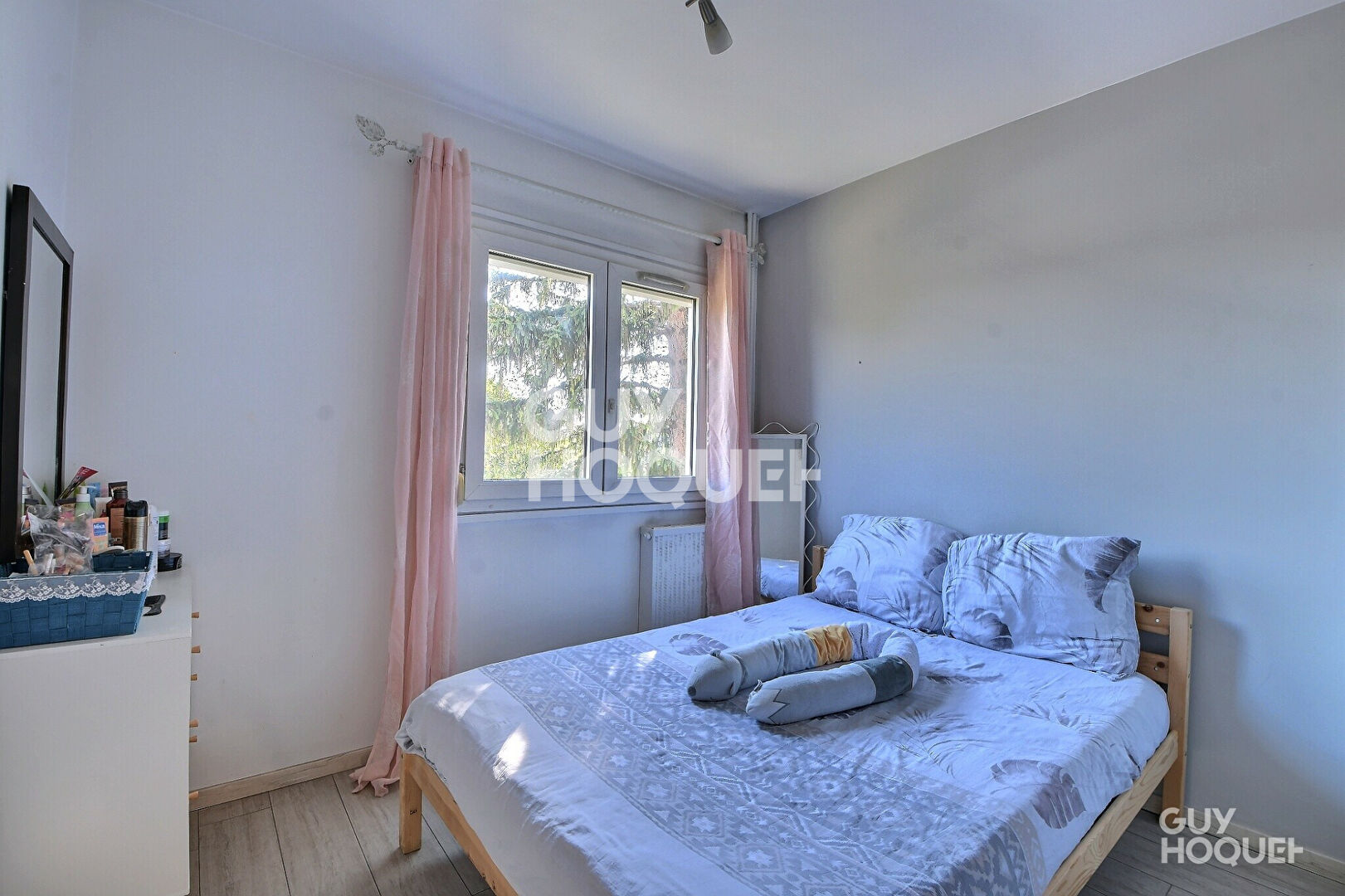 Appartement traversant T4 de 75 m² avec loggia et cave - Saint Jean Villeurbanne (69100)