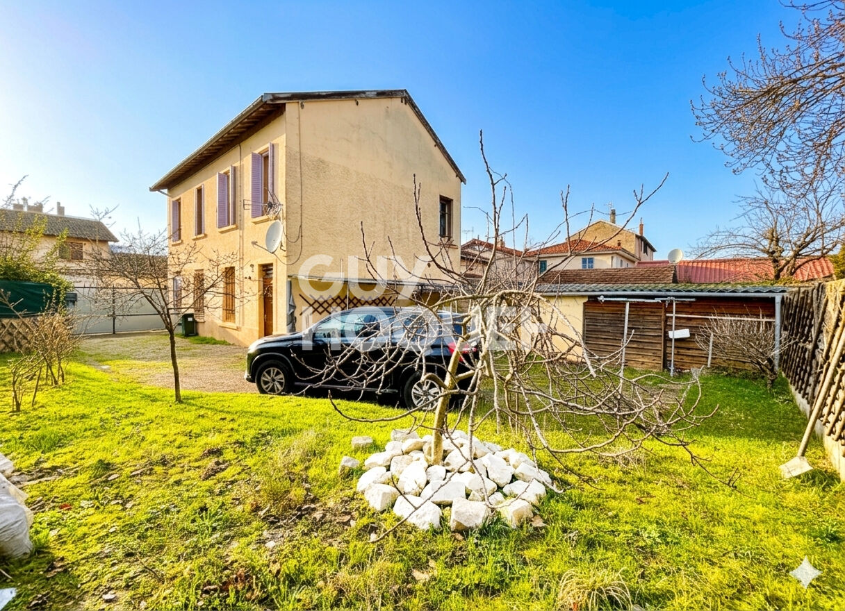 Maison 6 pièces à vendre à Vaulx-en-Velin - Réf. 6607