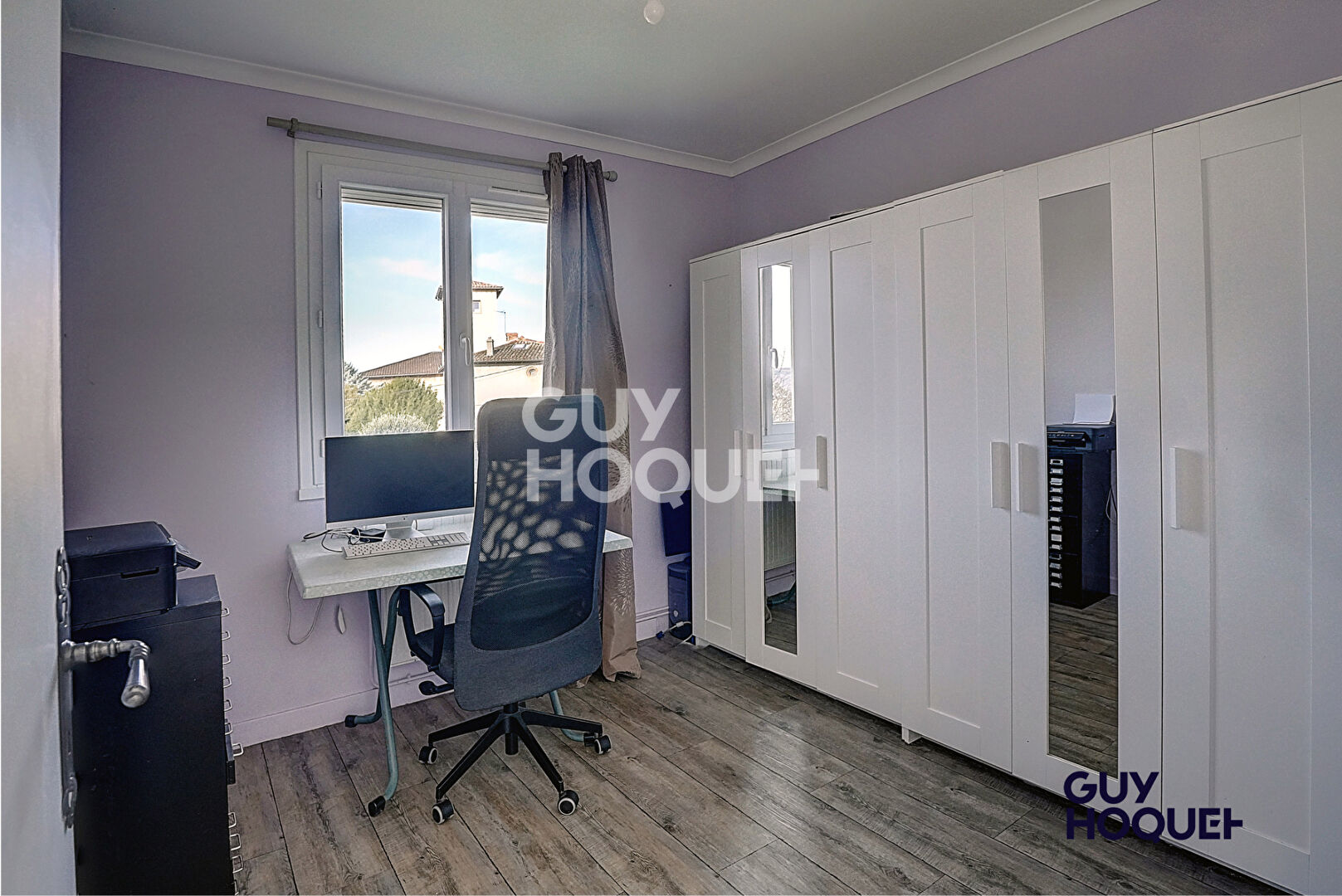 MAISON FAMILIALE DE CHARME AVEC PISCINE CHAUFFEE - ENVIRONNEMENT PRIVILEGIE A CAILLOUX-SUR-FONTAINES