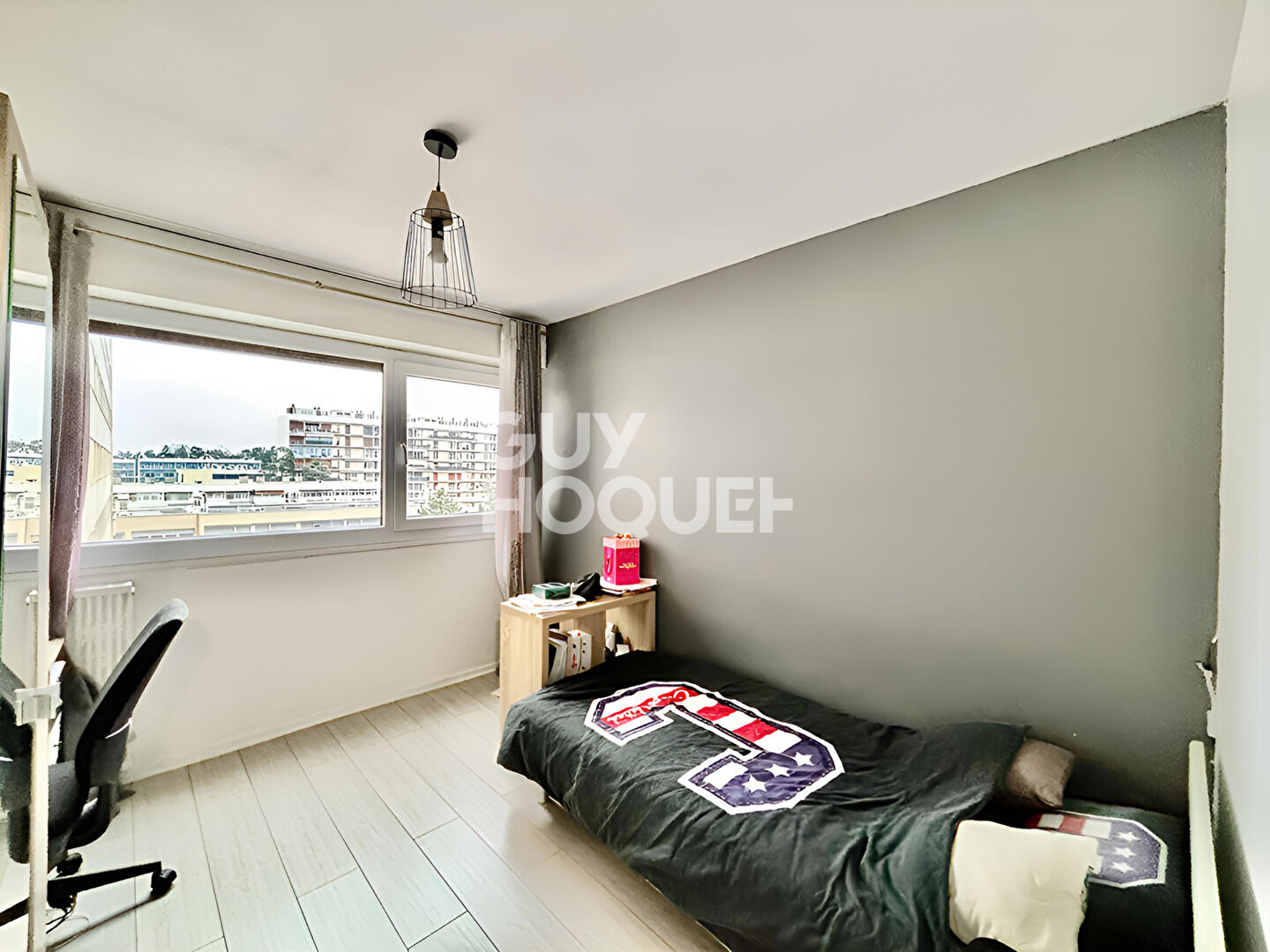 À vendre : Appartement spacieux de 5 pièces à Rillieux-la-Pape