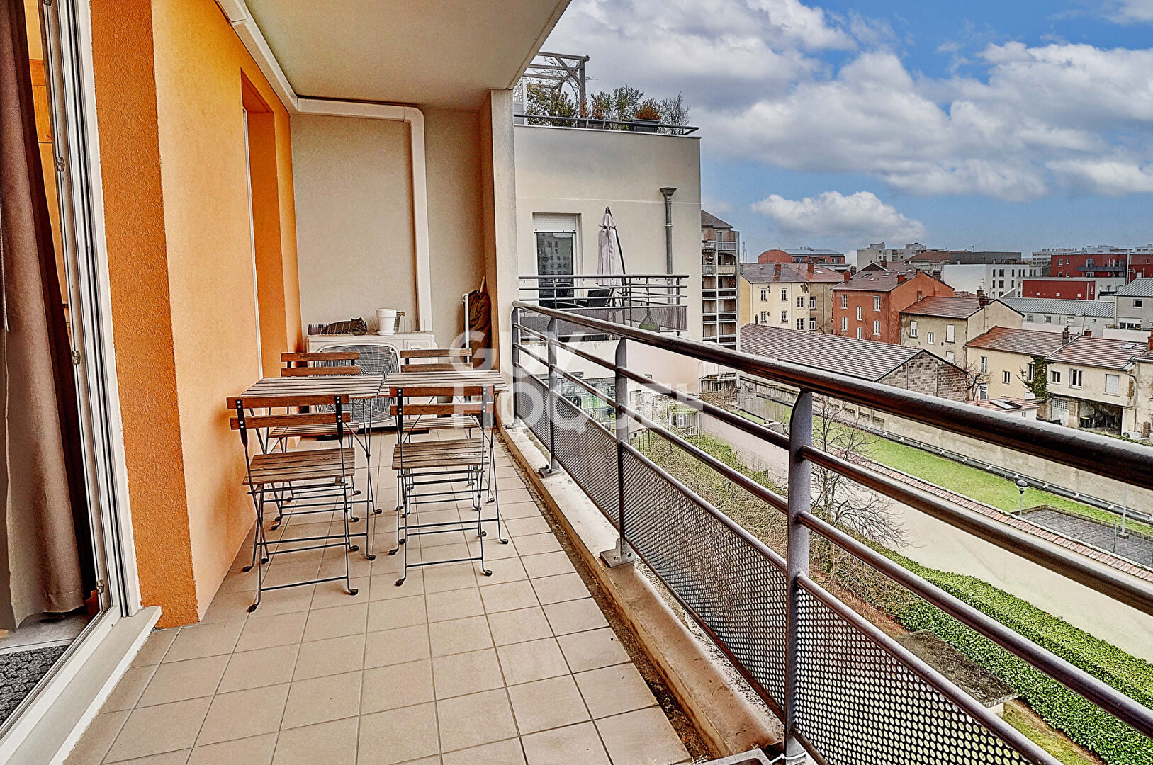 Appartement Villeurbanne 3 pièce(s) Garage en supplément