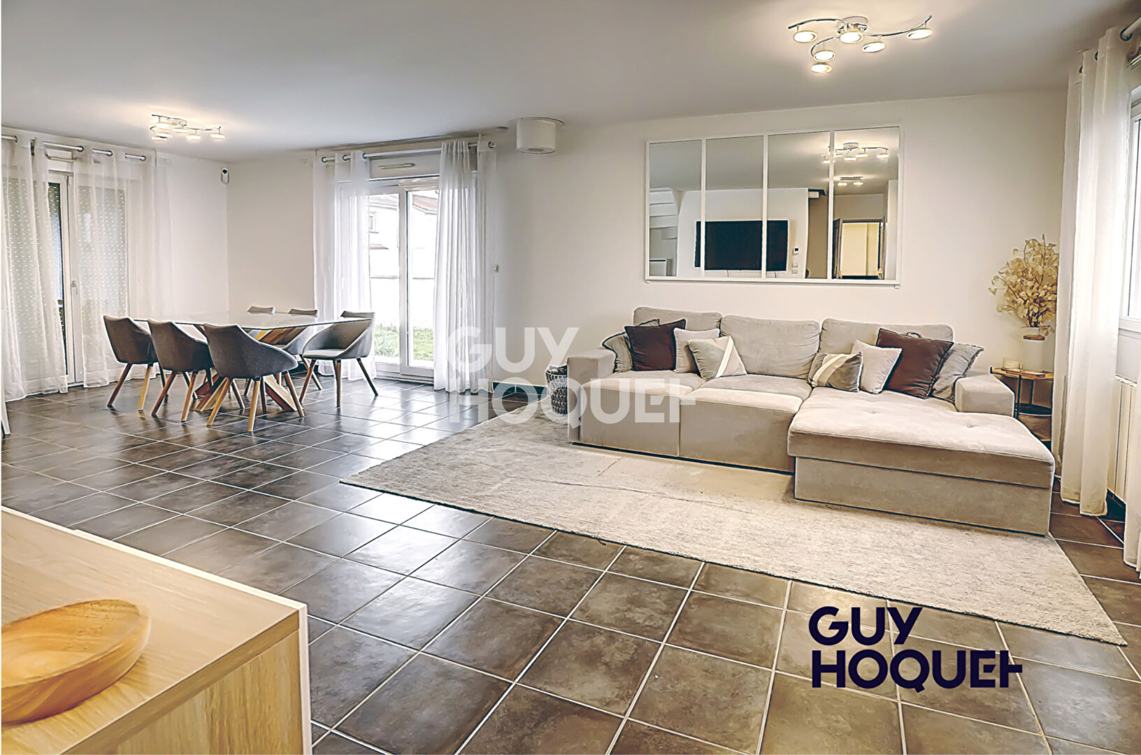 Maison récente 5 pièces à vendre à Meyzieu - Réf. 6639