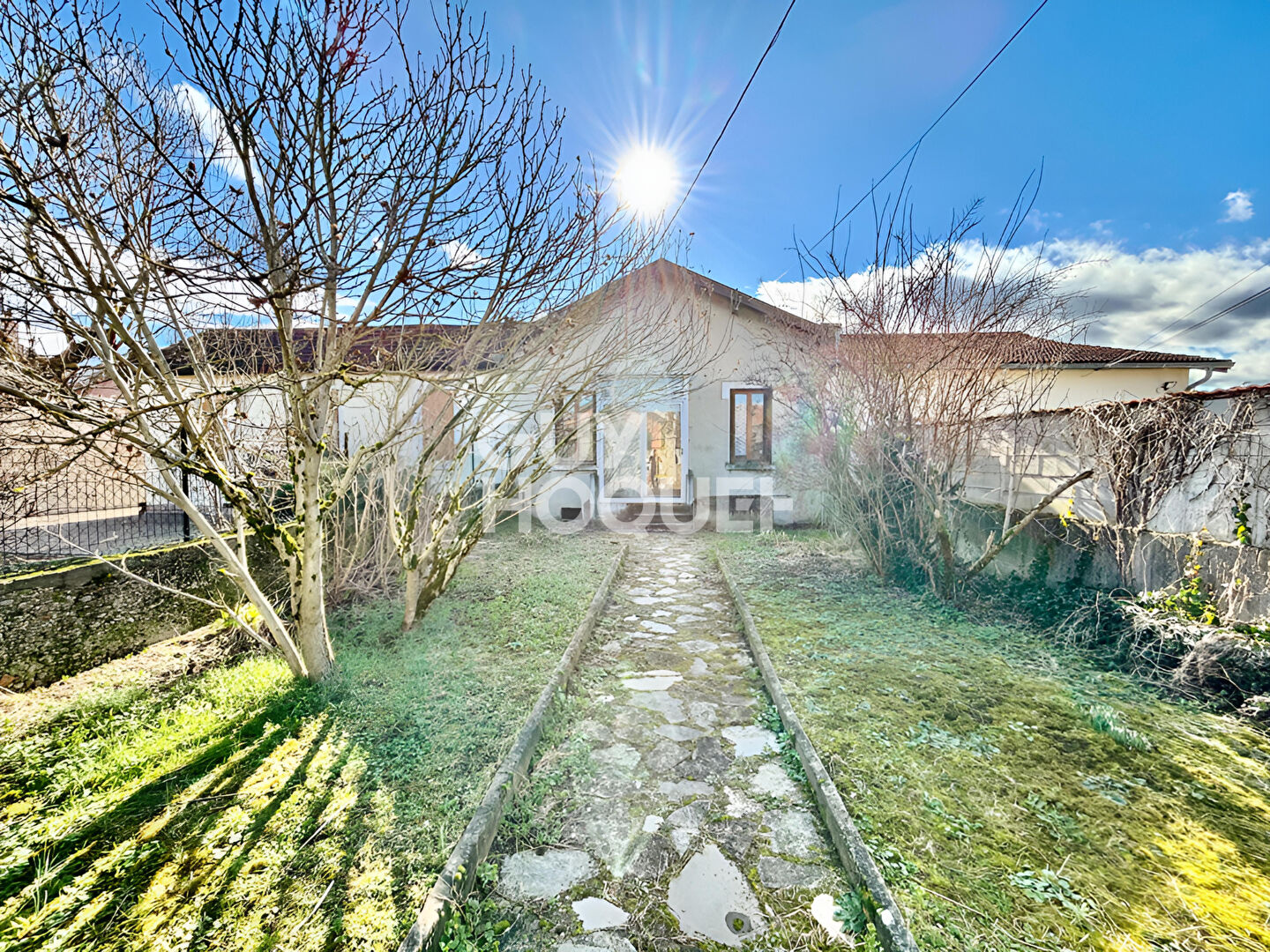 Maison à vendre à Vaulx-en-Velin - Référence 6677