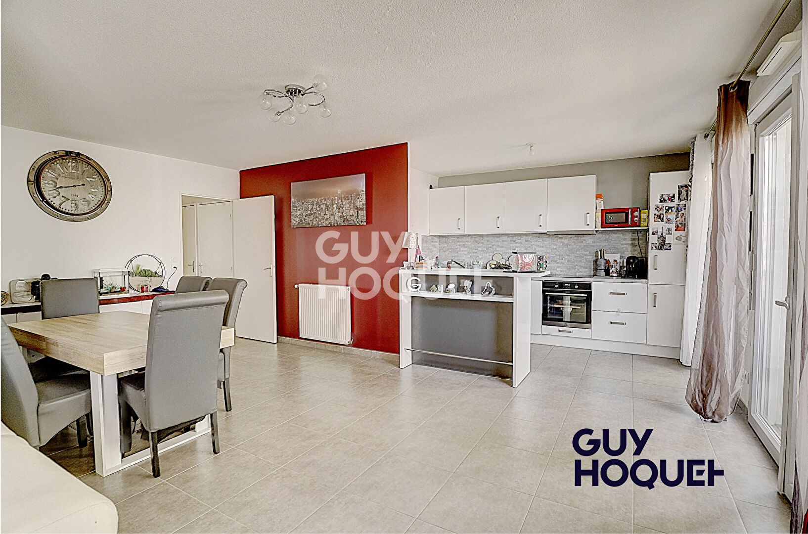 CARRE DE SOIE - APPARTEMENT 4 PIECES 75 m² - BALCON + GARAGE POSSIBLE