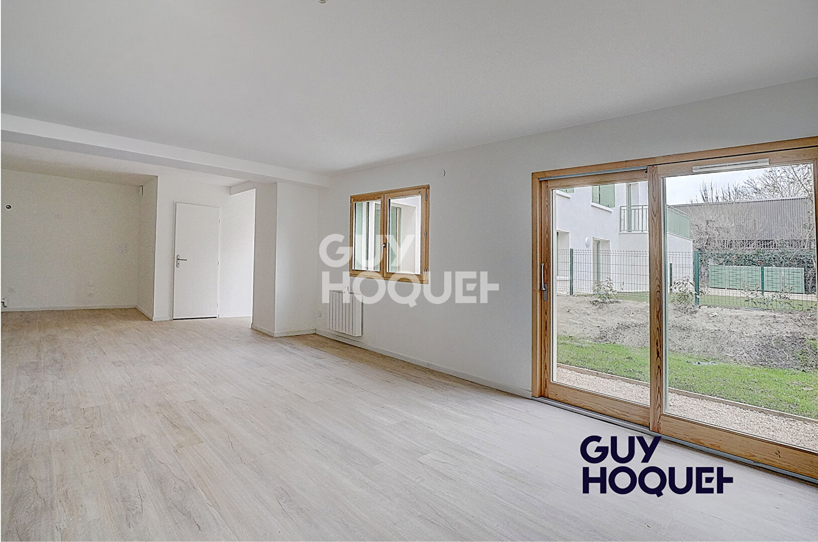 APPARTEMENT DUPLEX  3 PIECES DE 81,80 m² - 1 JARDIN PRIVATIF de 41 m²