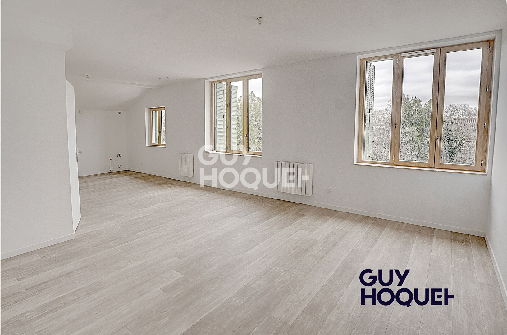 APPARTEMENT 4 PIECES DE 79,80 m², 3 CHAMBRES - PETITE COPROPRIETE A VILLEURBANNE