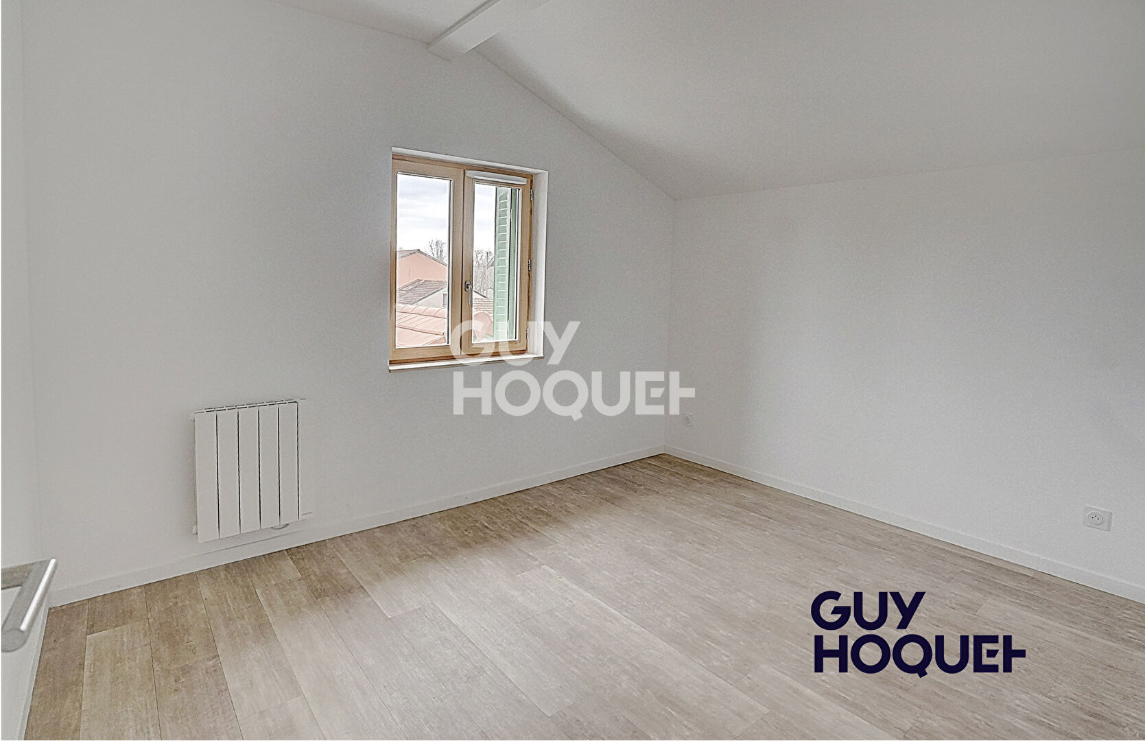 APPARTEMENT 4 PIECES DE 79,80 m², 3 CHAMBRES - PETITE COPROPRIETE A VILLEURBANNE